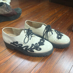 AGL Cream Patent Leather Lace-Up Loafers